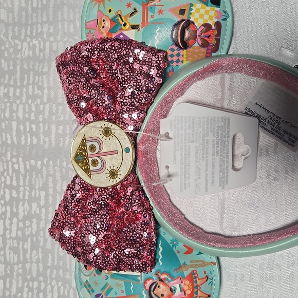 WDW DISNEY PARKS It’s A Small World Minnie Mouse Ears Headband NWT - Picture 2 of 4